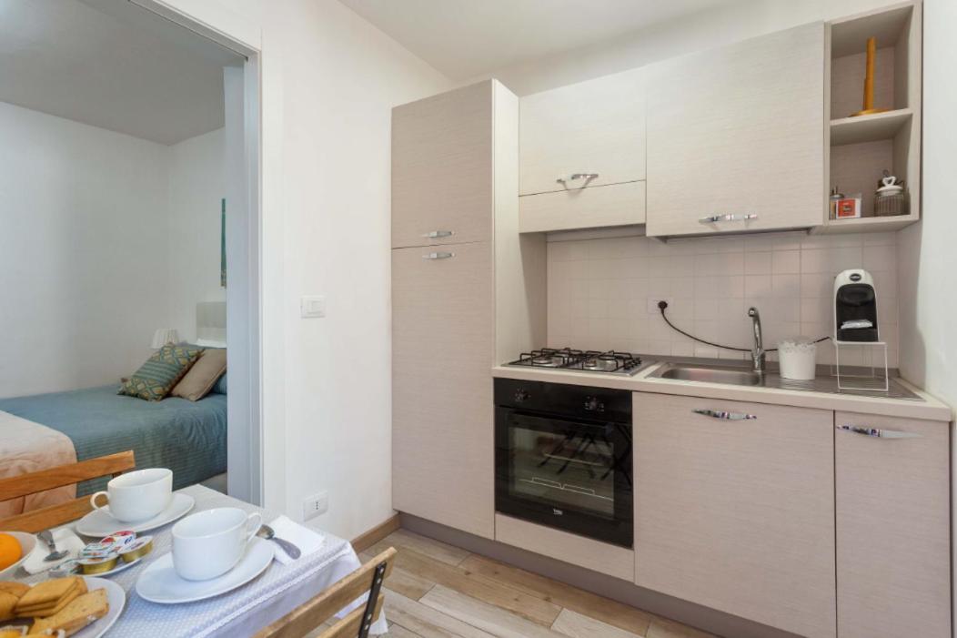 Centre Apartment Grotte Bianche 2 卡塔尼亚 外观 照片